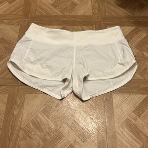 Lululemon white shorts size 6